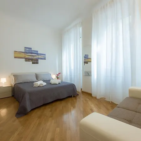 Stylisch Canacci 2 Bedroom Apartment Florence Exterior photo