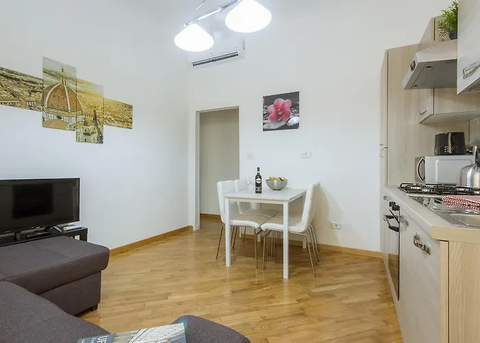 Stylisch Canacci 2 Bedroom Apartment